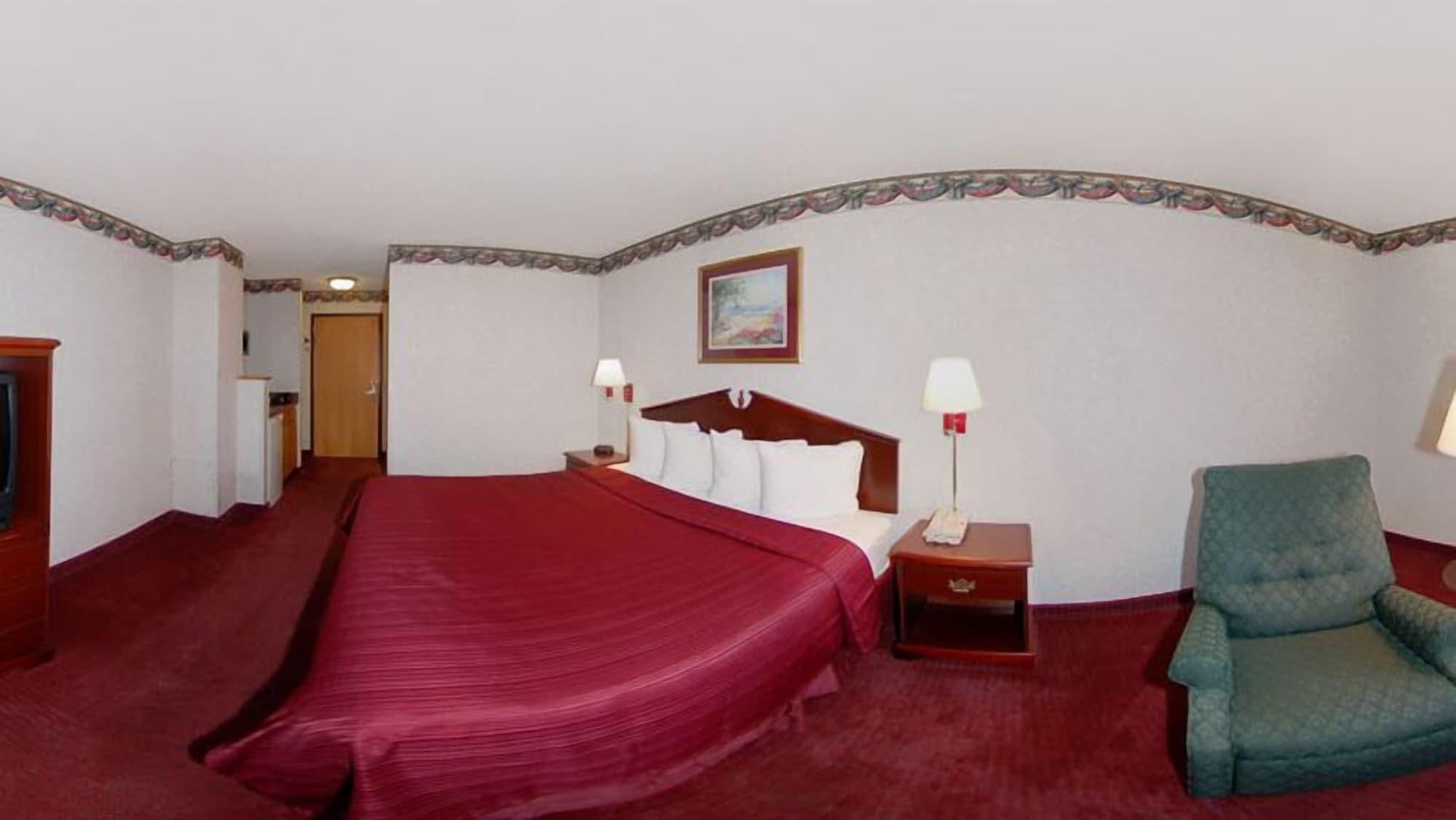 Quality & West - Hilliard Hotel