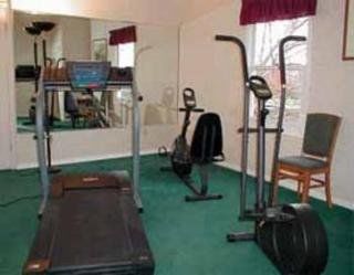 Quality & West - Hilliard Hotel 2*